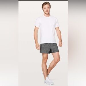 Lululemon Surge Short Out Of Mind Liner 4"
Heathered Greyt Deep Coal sz M